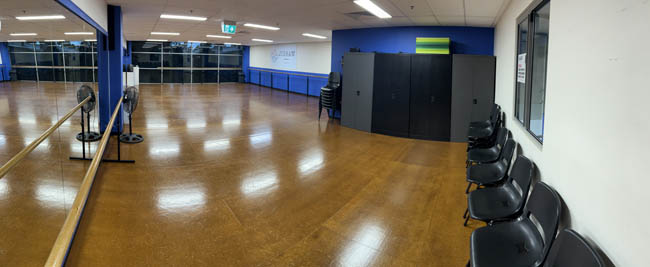 hire a dance studio space to practice dancing